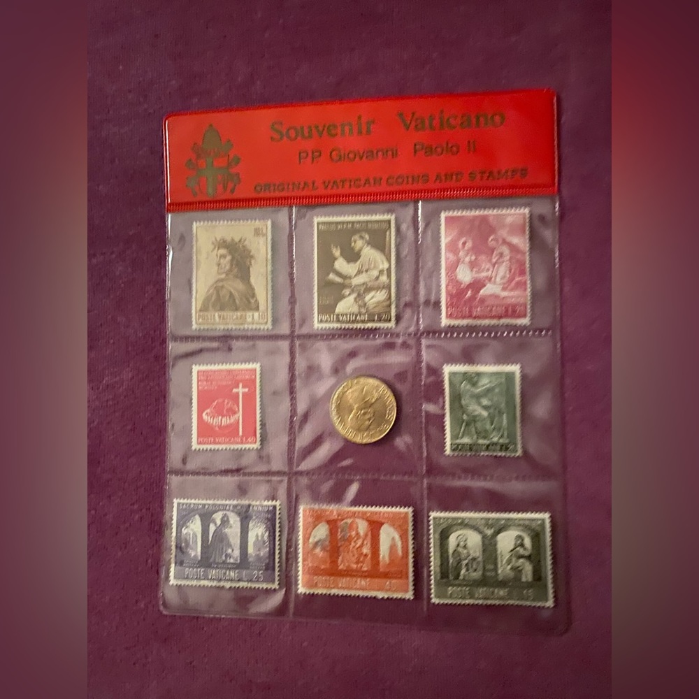 SOUVENIR VATICANO COIN and STAMP
